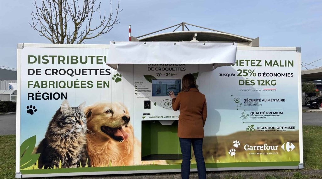 Vraco Distribution, distributeur de croquette à Carrefour Langueux Vraco Distribution, distributeur de croquette à Carrefour Langueux